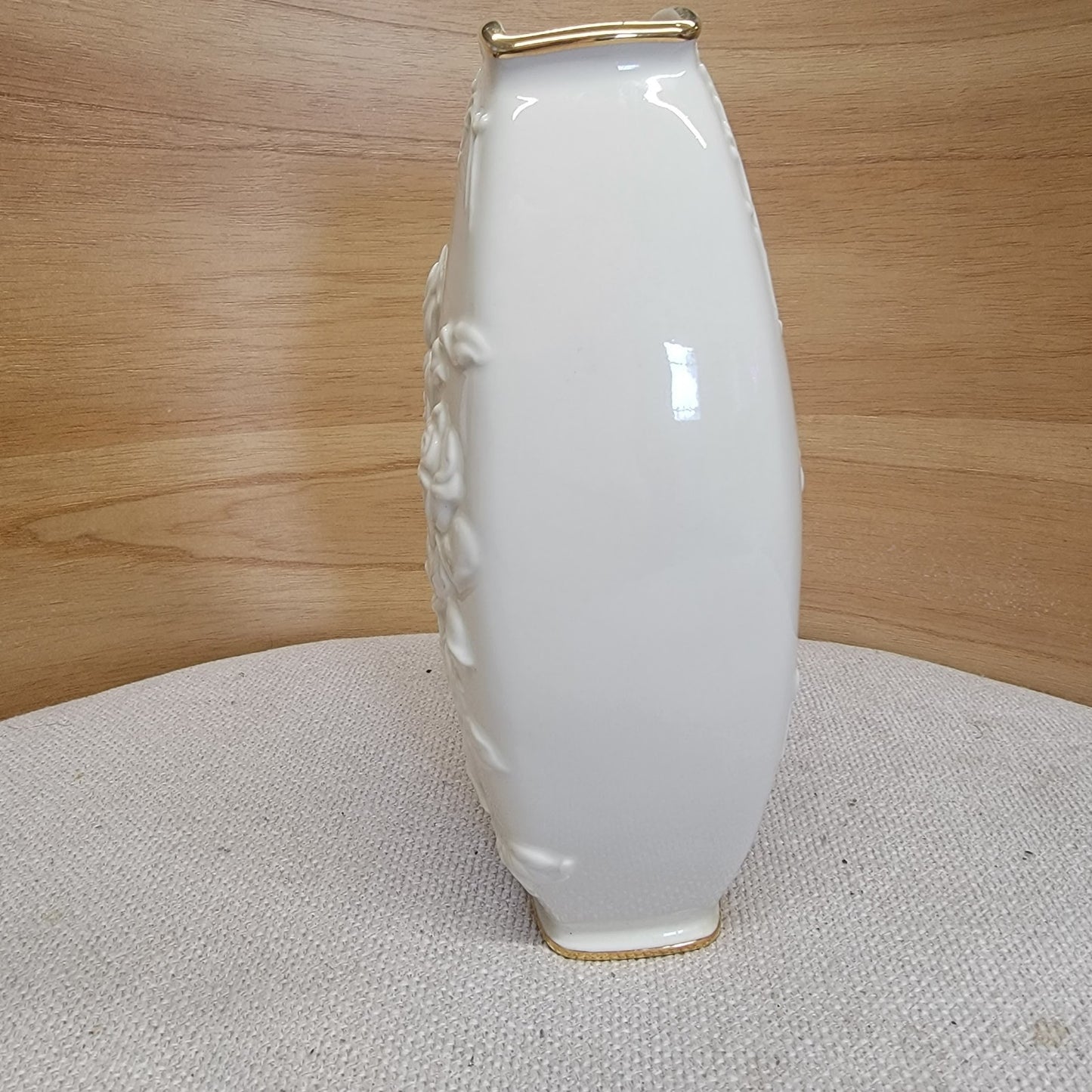 Lenox Masterpiece Rose Vase 24k Gold Trim